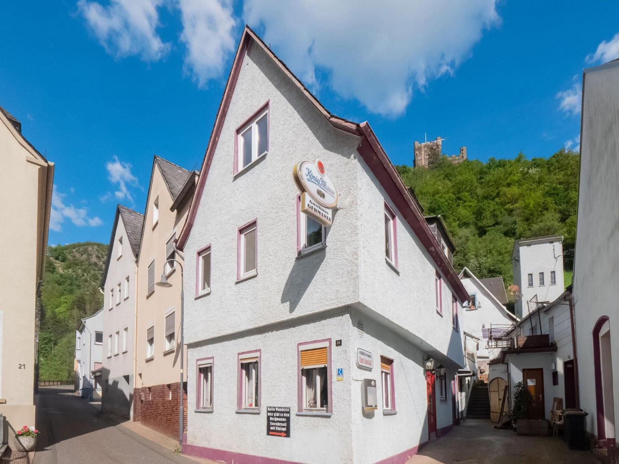 Cosy Holiday Home In Sankt Goarshausen With Barbecue 외부 사진